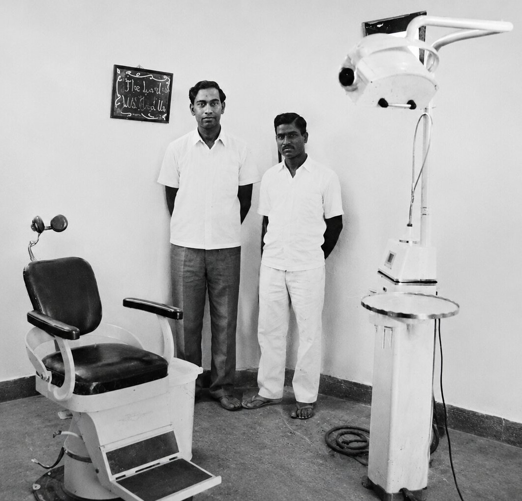 The original single dental chair that started the clinic in 1962
